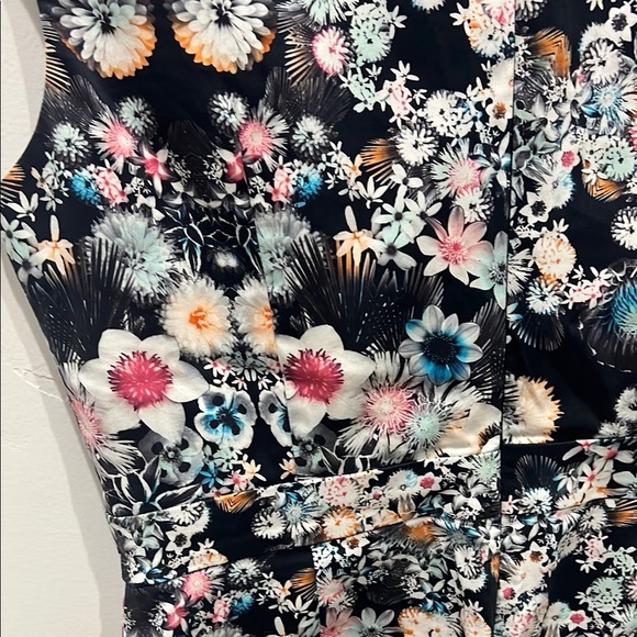 French connection Floral Sleeveless Dress - Picture 5 of 5